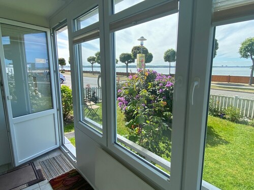 Fördetraum,1. Reihe, 20 m zum Strand, Meerblick, Frisch Renoviert, Loggia, EG