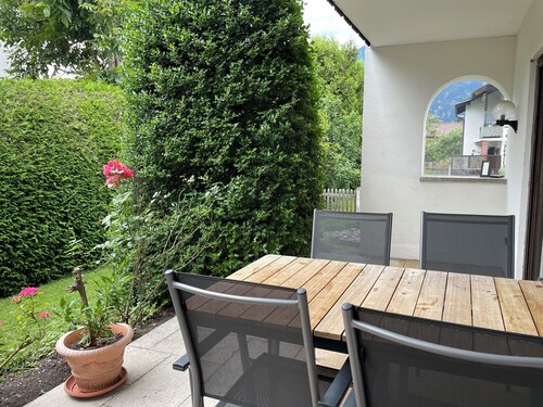 Gemütliches Familien-ferienhaus mit Garten und Balkon