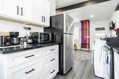 Premier Studio Escape: Luxe Stay Near Vegas Strip