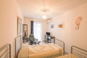 2 Schlafzimmer, Bügeleisen/Bügelbrett, kostenloses WLAN, Bettwäsche
