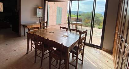 Maison de Charme au Cœur des Hautes Corbières, Entourée de Châteaux Cathares