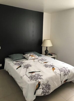 2 Schlafzimmer, Bügeleisen/Bügelbrett, WLAN, Bettwäsche