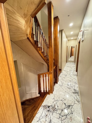 Hallway - Riverside Hotel (Istanbul)