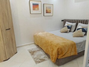 1 bedroom, iron/ironing board, WiFi, bed sheets