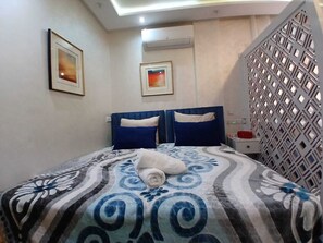 1 soverom, strykejern/-brett, wi-fi (inkludert) og sengetøy