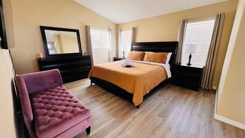 3 bedrooms, iron/ironing board, WiFi, bed sheets