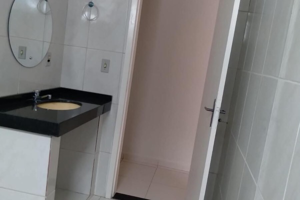 Shower, towels, toilet paper