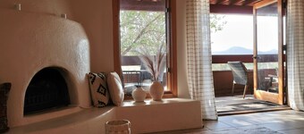 Vista Serenity: Cozy Kiva, mountain views, 3 minutes from downtown