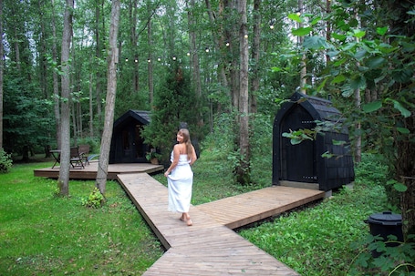 Property grounds. Cosy camping with front space and bedroom/heated pool