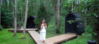 Cosy camping  with front space and bedroom/heated pool