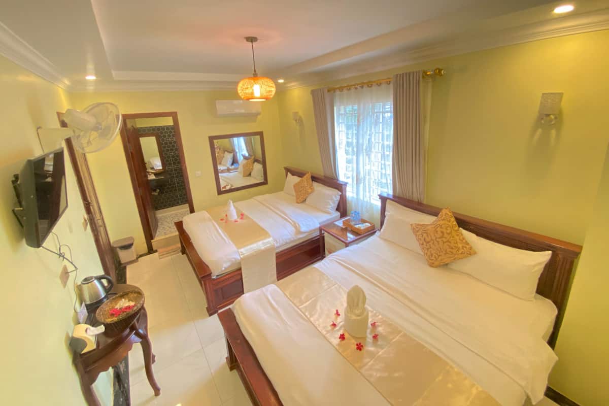 1 habitación, colchones con pillow-top y escritorio