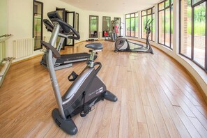 Fitness facility - Très bel Appartement en Face de la Piscine Dans 1 Résidence Très Haut Standing (Marrakech)