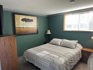 1 slaapkamer, een kluis op de kamer, gratis wifi, beddengoed