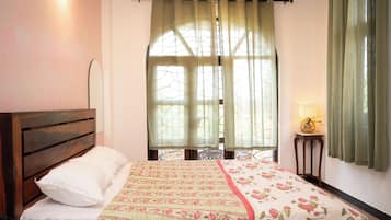4 Schlafzimmer, Bügeleisen/Bügelbrett, WLAN, Bettwäsche