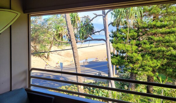 Interior - Time 2 Play, "Beach theme" Maui Condo across the street from the ocean. (Kihei)