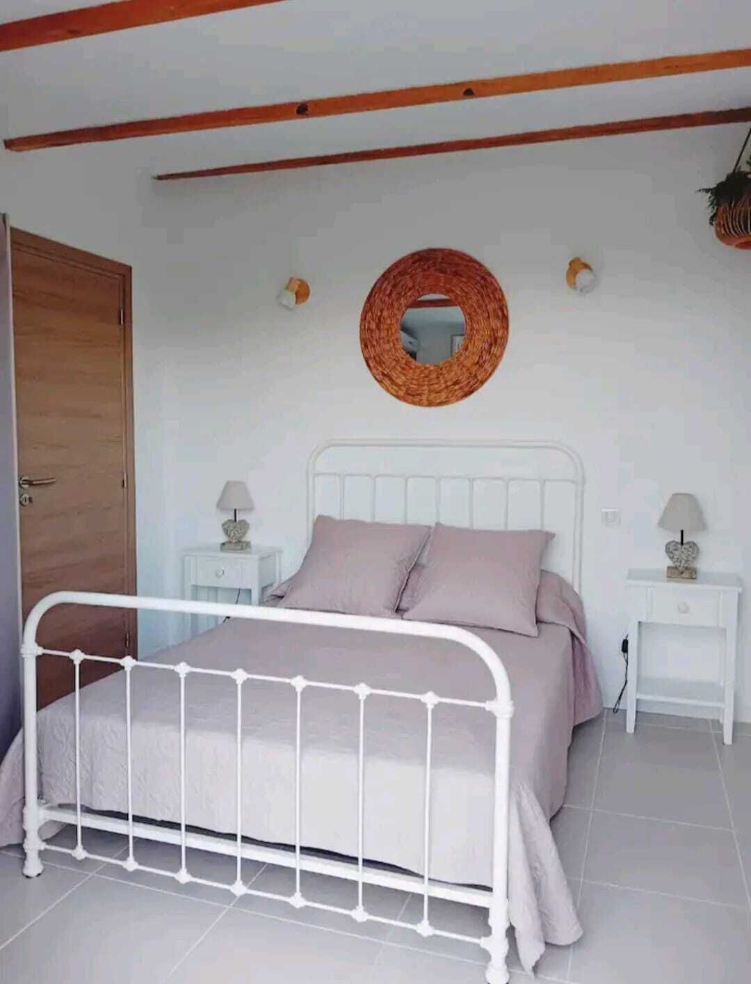 1 bedroom, iron/ironing board, travel cot, free WiFi