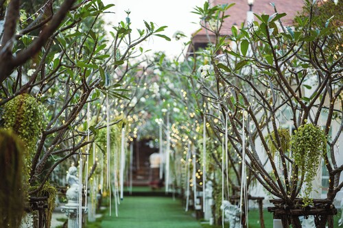 Bananaleaf Wedding Cafe & Resort