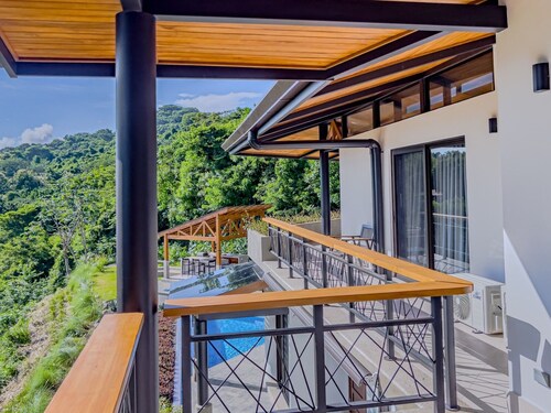 Luxury Home With Ocean View