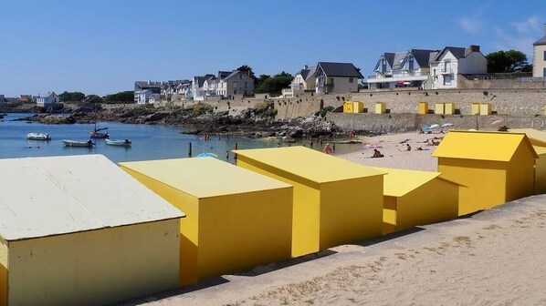 Exterior - Constance de Bretagne  (Batz-sur-Mer)