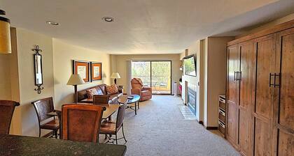 Spacious Seasons Vacation Home Steps To Lift