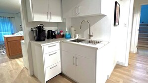 Unclassified image, 3 of 17, button - Comfy Room . (West Vancouver)