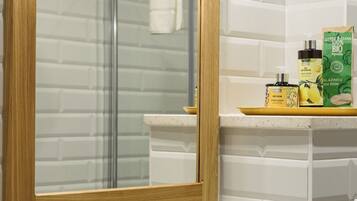 Basic Studio, Patio | Bathroom | Shower, hair dryer, heated floors, towels