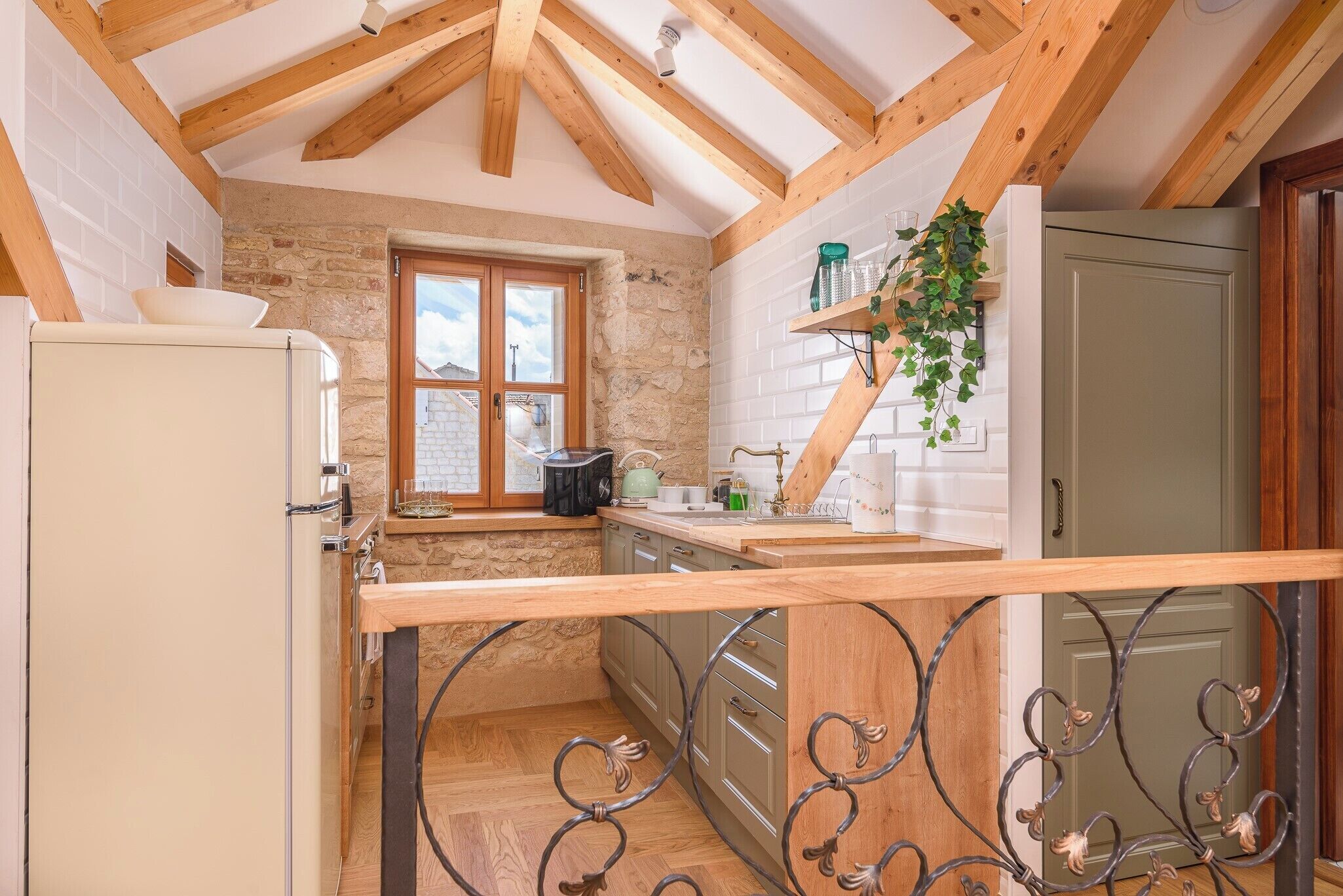 Leilighet | Eget kjøkken | Minikjøleskap, mikrobølgeovn, kaffetrakter/tekoker og vannkoker