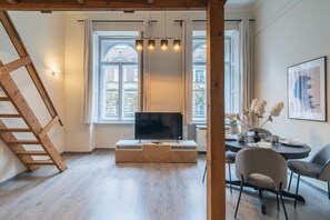 Dining - Budapest Bliss: Gracious Retreat (Budapest)