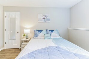 5 soverom, skrivebord, strykejern/-brett og wi-fi (inkludert)