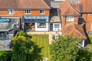Exterior - The Birdie- Sleeps 5 guests (York)