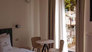 Suite Exclusive | 客房内保险箱、笔记本电脑工作区、遮光窗帘、隔音