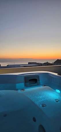 Bañera de hidromasaje interior