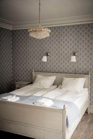 Superior-rum - utsikt mot trÀdgÄrden | Unika möbler, gratis wi-fi och sÀngklÀder