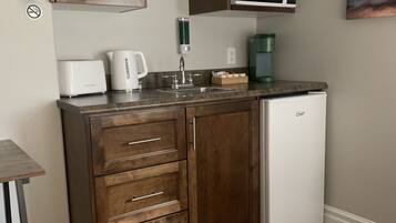 Double Room, Ensuite (Two Double Beds)