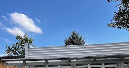 Moderner Tiny Bungalow am See in der Oberlausitz, zum Radfahren, Wandern, Angeln