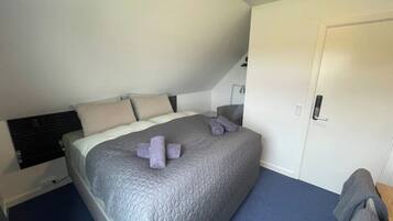 1 soveværelse, skrivebord, strygejern/strygebræt, Wi-Fi