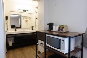 家庭房 | 特色装修、免费 WiFi、床单