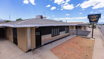 Façade de lâhĂ©bergement