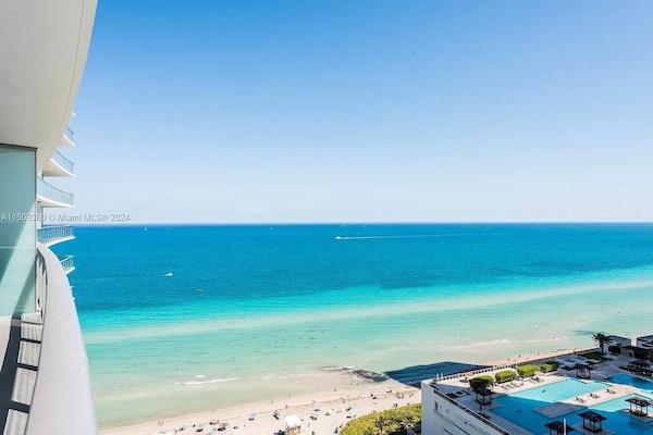 Beach/ocean view