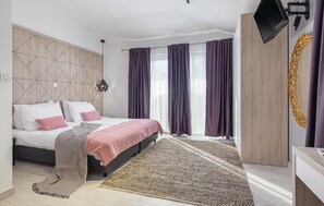 4 bedrooms, travel cot, free WiFi, bed sheets - Luxurious home in Mihatovici (Mihatovici)