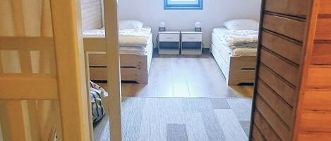 2 bedrooms, free WiFi