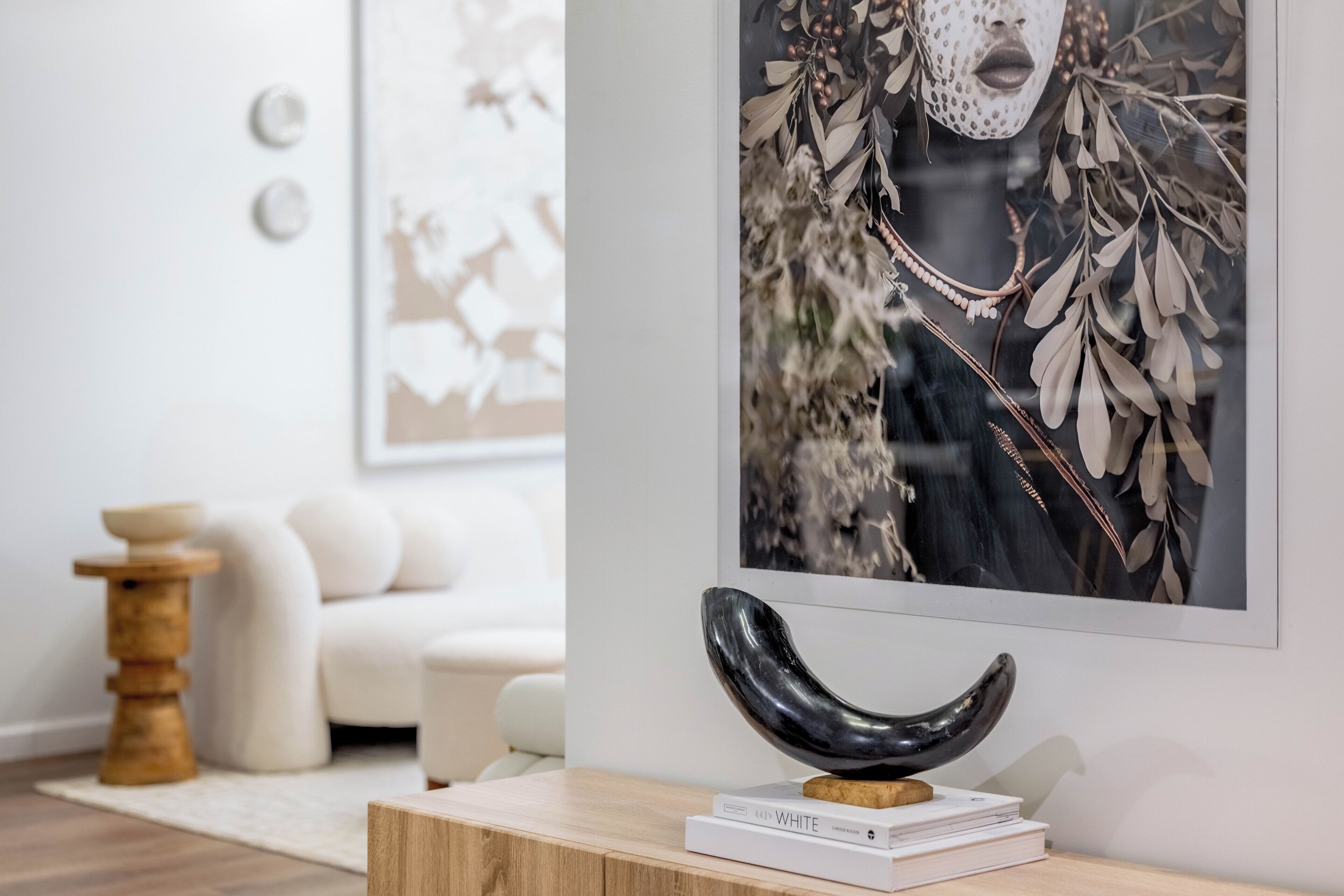 Luxury Designer Apartment, Sleeps 6, Amazing Skyline Views, <30 Mins to NYC!