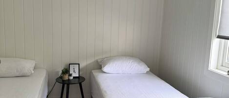 2 bedrooms, WiFi, bed sheets