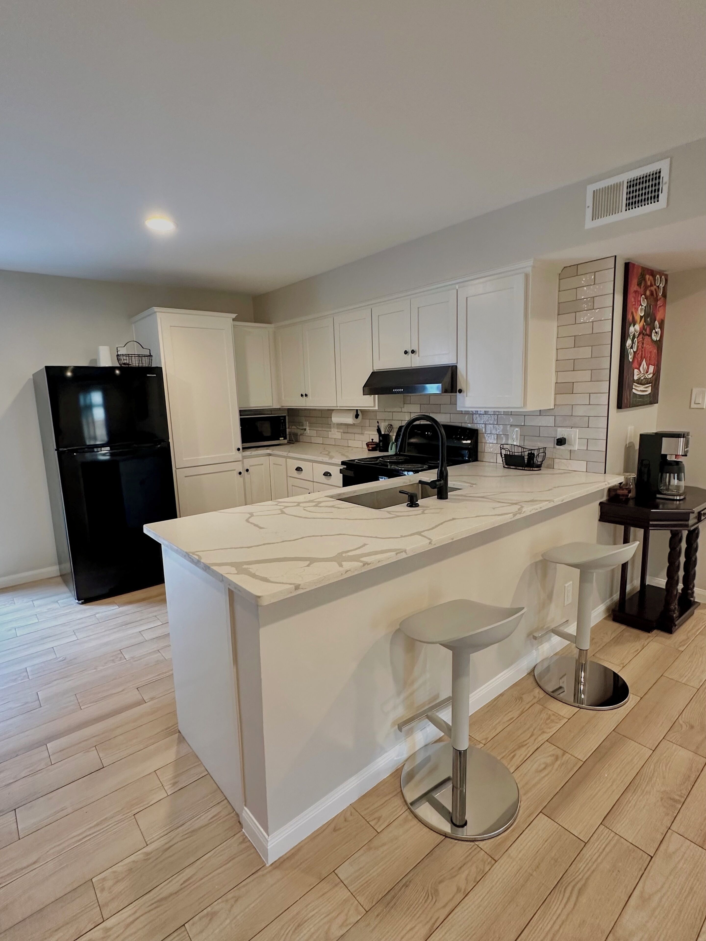 N Austin retreat minutes from Q2, The Domain and 15 min from Downtown Austin