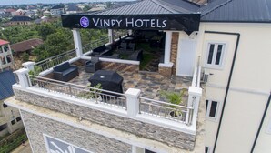 Sports bar - Vimpy Hotel Uyo (Uyo)