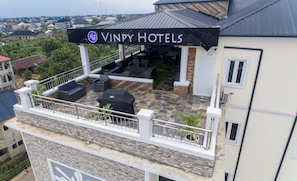 Sports bar - Vimpy Hotel Uyo (Uyo)