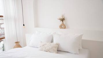 2 bedrooms, travel crib, WiFi, bed sheets