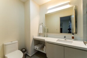Hair dryer, towels