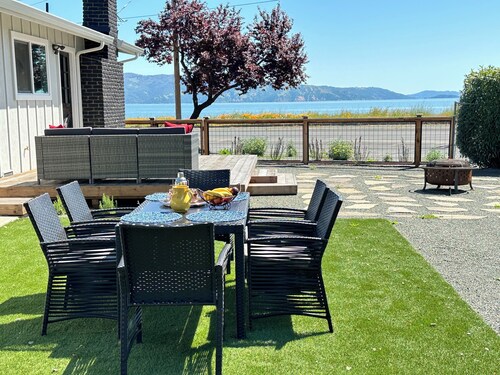 Lake view fully remodeled house