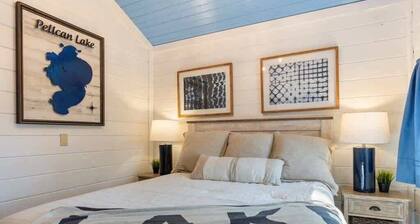 Charming Cabin at Breezy Point, Fishing, Hot Tub